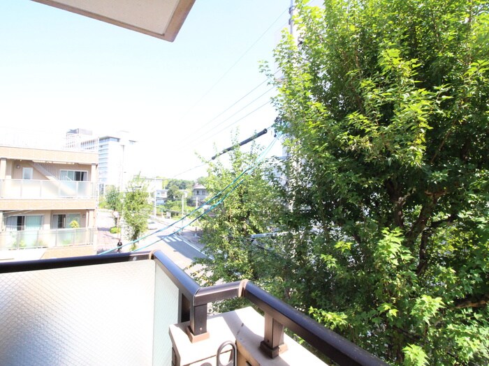 物件内観写真18　(室内からの展望)