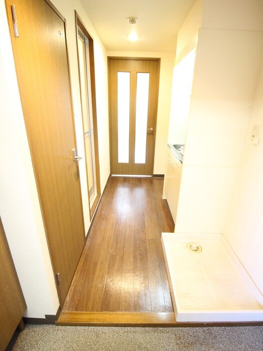 物件内観写真19　(廊下)