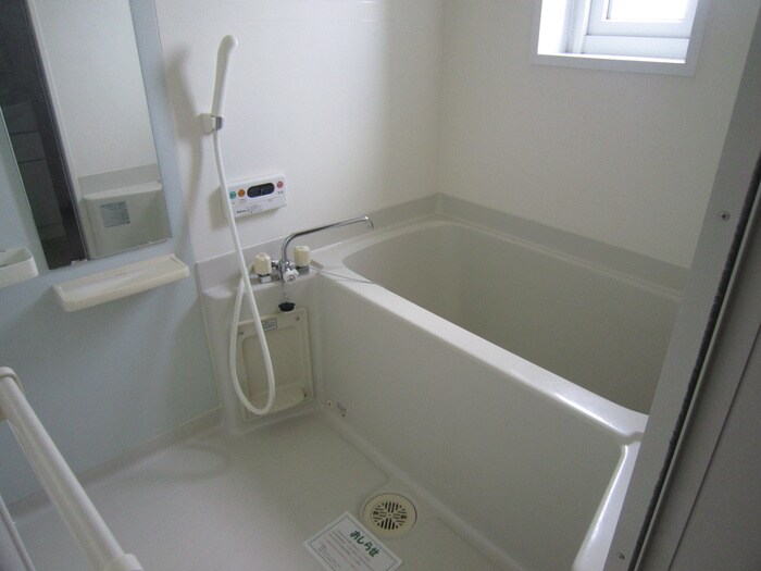 物件内観写真9　(バス／シャワールーム等)
