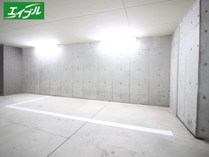 物件外観写真6　(駐輪場)