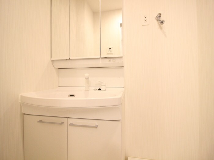 物件内観写真12　(洗面)