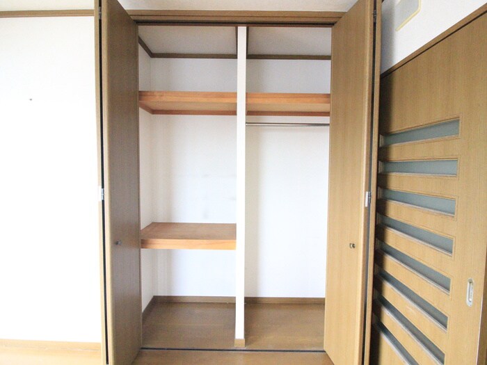 物件内観写真13　(収納)
