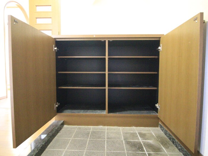 物件内観写真14　(靴箱)