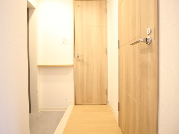 物件内観写真16　(廊下)