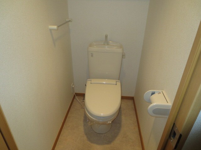 物件内観写真10　(トイレ)