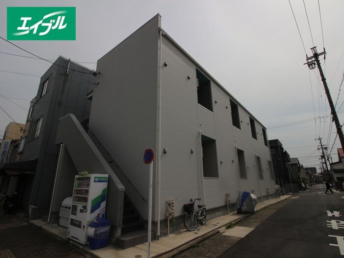 物件外観写真1　(外観写真)