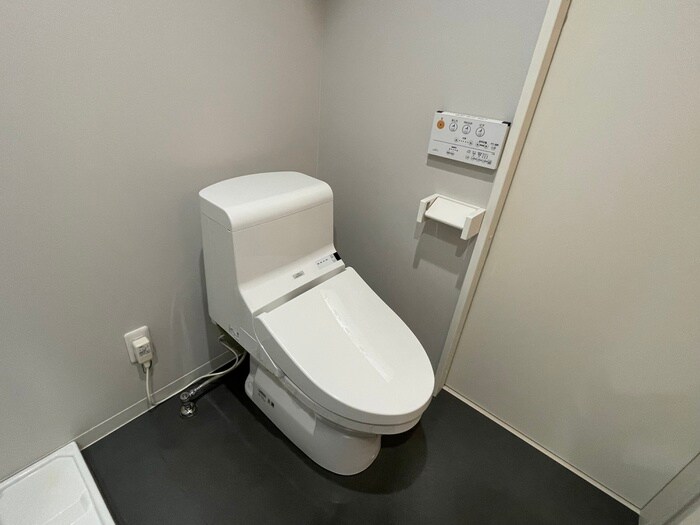 物件内観写真17　(トイレ)