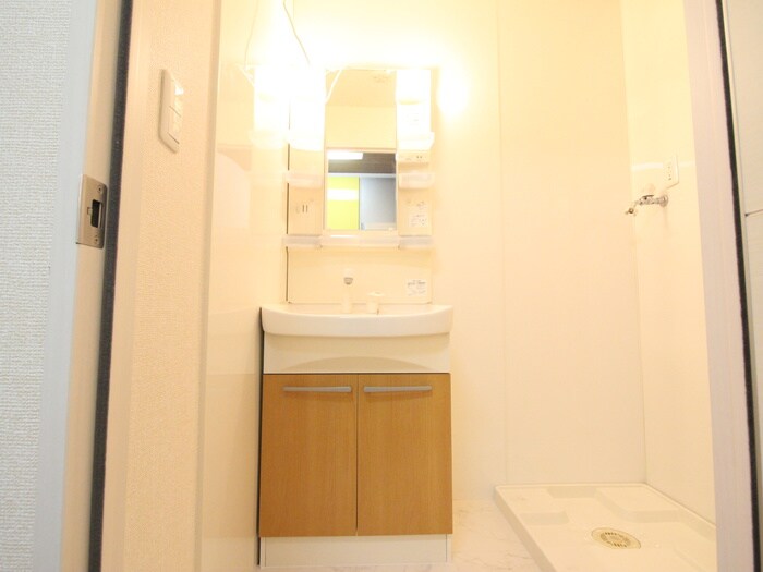 物件内観写真10　(洗面)