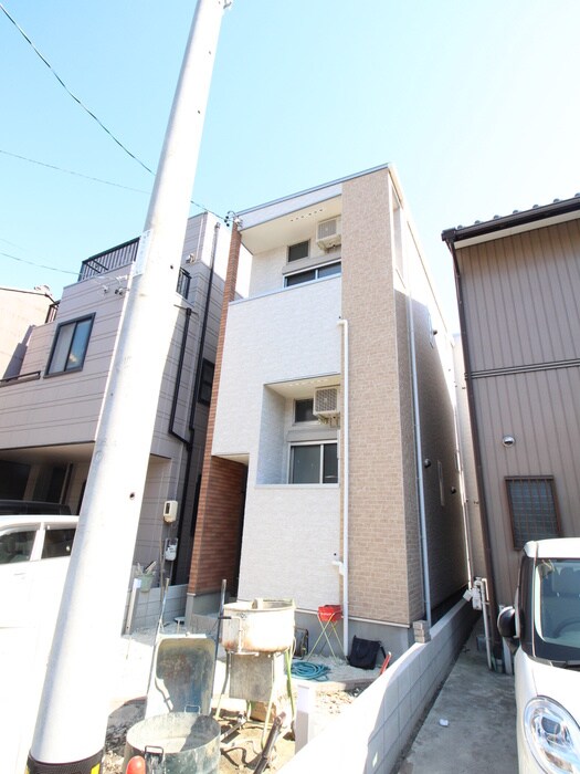 物件外観写真2　(外観写真)