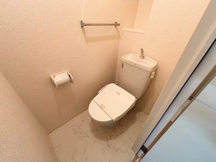 物件内観写真10　(トイレ)