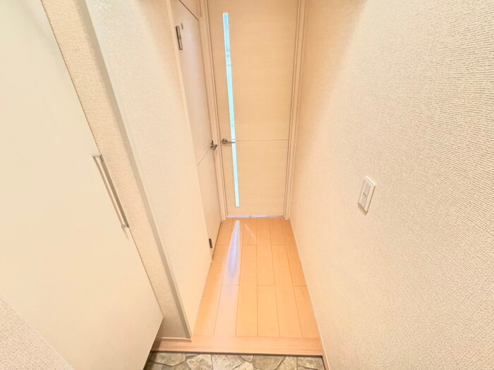 物件内観写真15　(廊下)