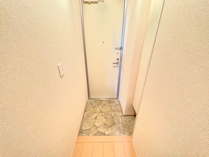 物件内観写真17　(玄関)
