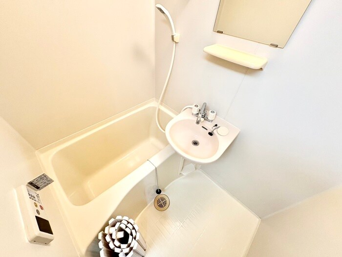 物件内観写真6　(バス／シャワールーム等)