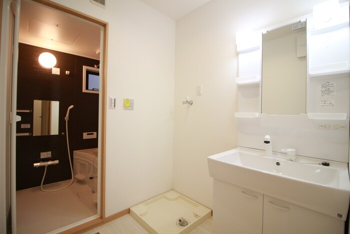 物件内観写真13　(洗面)