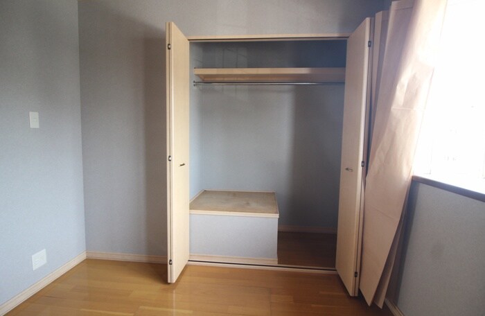 物件内観写真10　(収納)