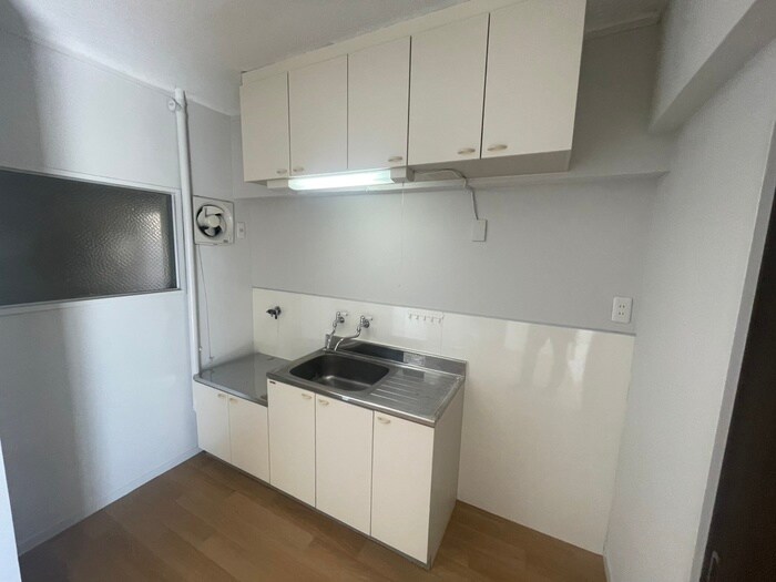 物件内観写真8　(キッチン)