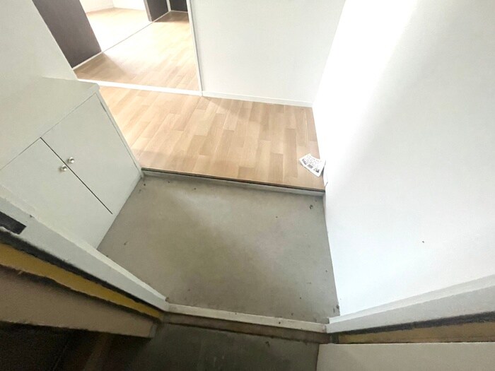 物件内観写真11　(玄関)