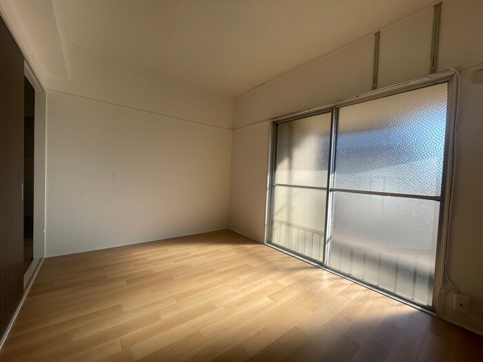 物件内観写真14　(居室)