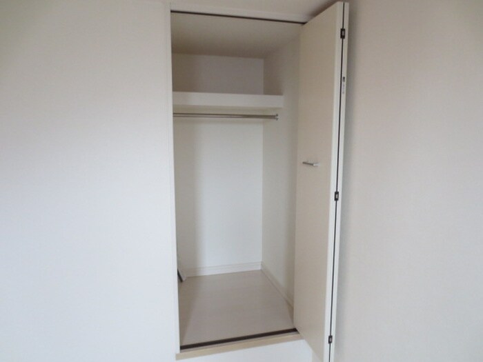 物件内観写真11　(収納)