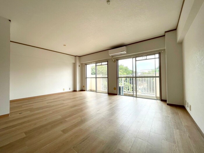 物件内観写真9　(居室)