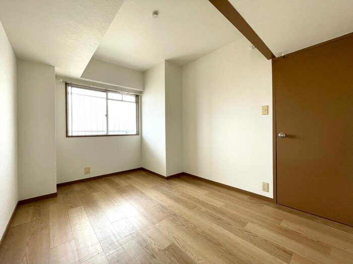 物件内観写真10　(居室)