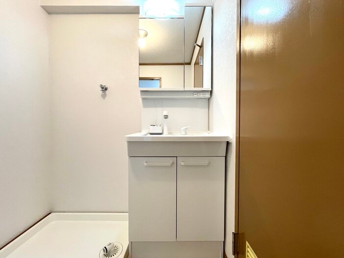 物件内観写真13　(洗面)