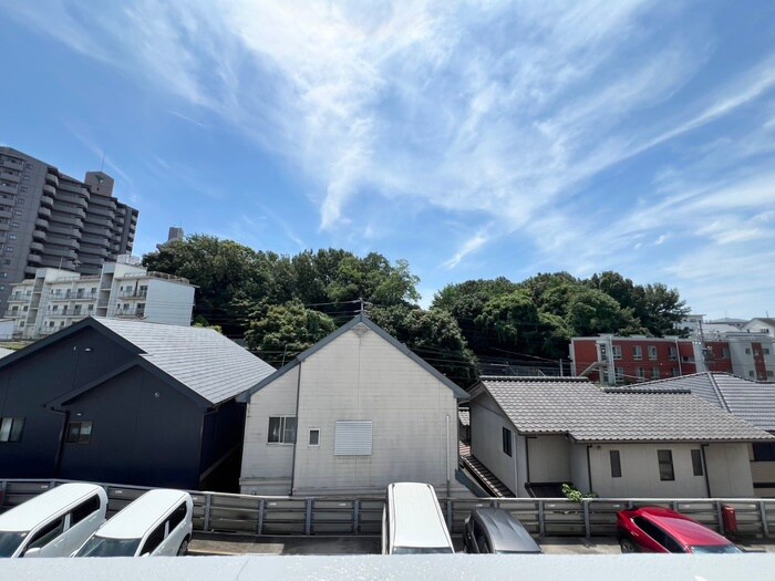 物件内観写真14　(室内からの展望)