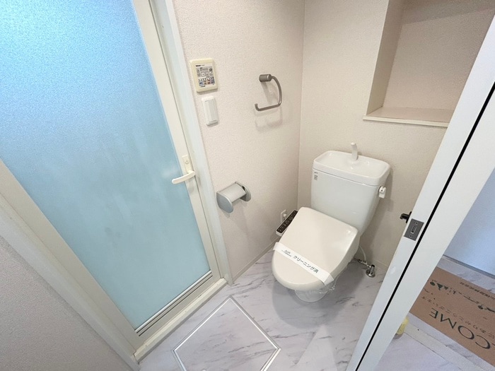 物件内観写真11　(トイレ)