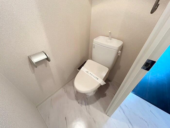 物件内観写真11　(トイレ)