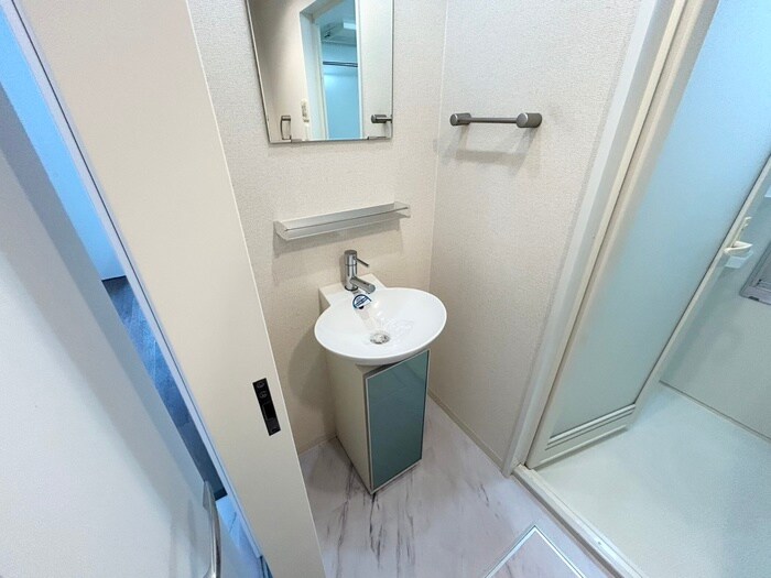 物件内観写真12　(洗面)