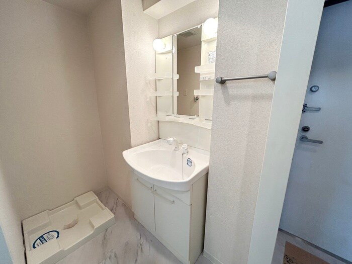 物件内観写真12　(洗面)