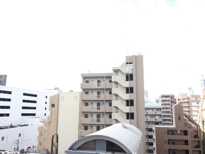 物件内観写真14　(室内からの展望)