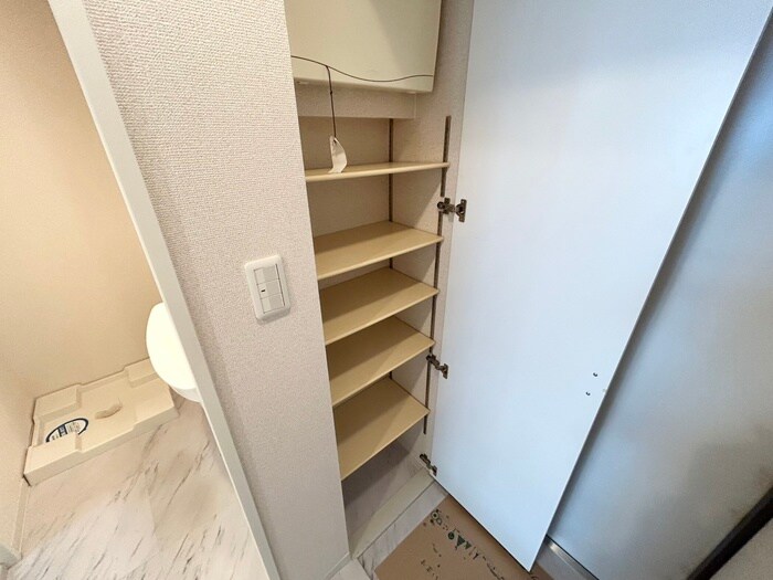 物件内観写真15　(靴箱)