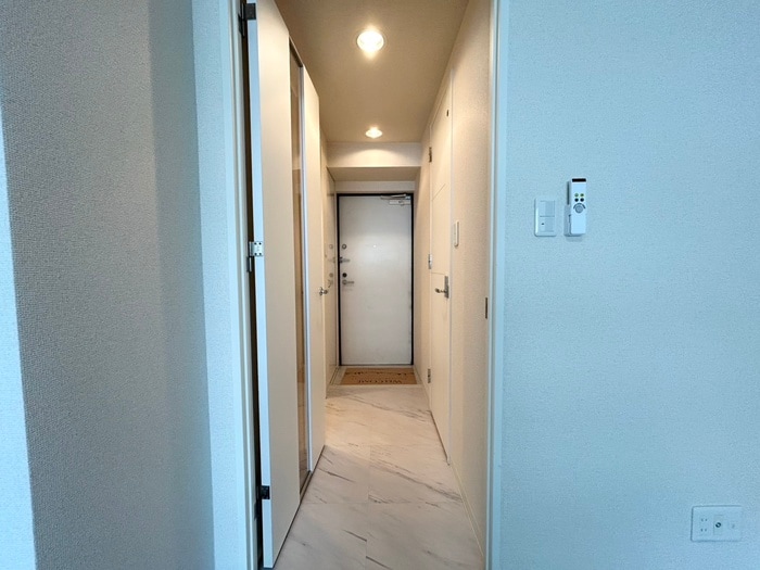 物件内観写真16　(廊下)