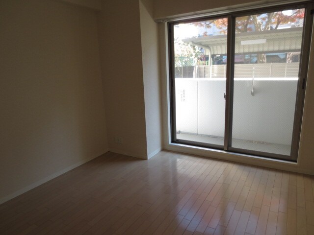 物件内観写真16　(居室)