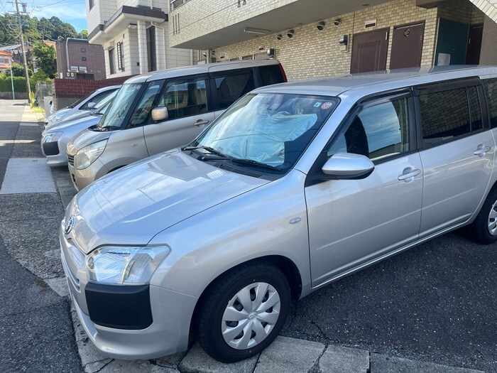 物件外観写真6　(駐車場)