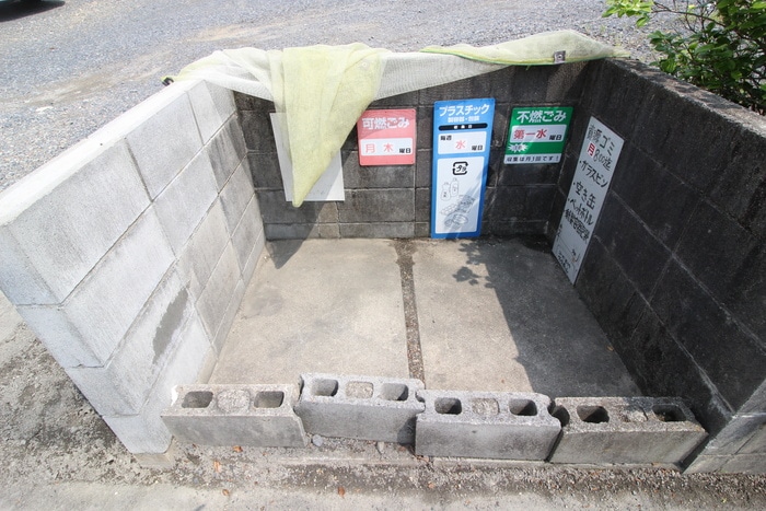 物件外観写真6　(建物設備)