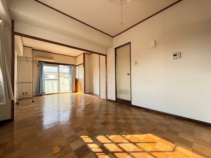 物件内観写真9　(居室)