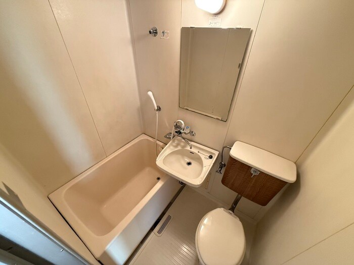 物件内観写真12　(バス／シャワールーム等)