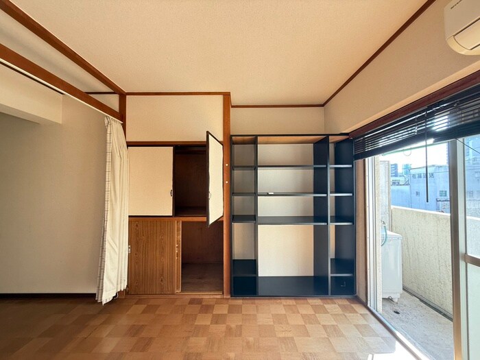 物件内観写真15　(収納)