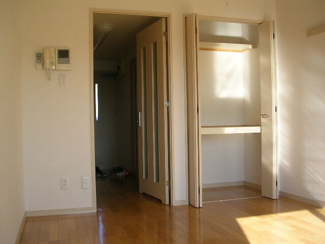 物件内観写真8　(内観写真)