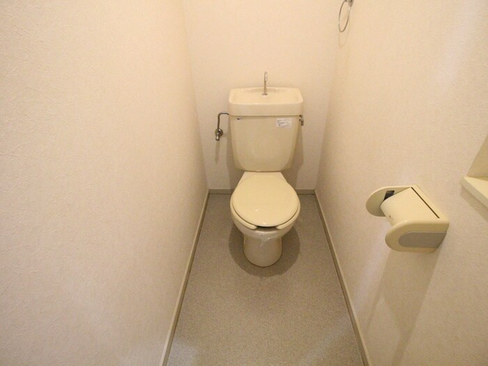 物件内観写真11　(トイレ)