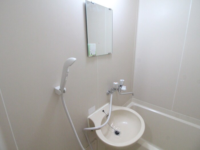 物件内観写真13　(洗面)