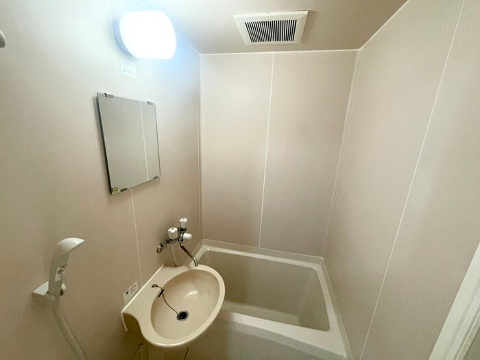 物件内観写真13　(バス／シャワールーム等)