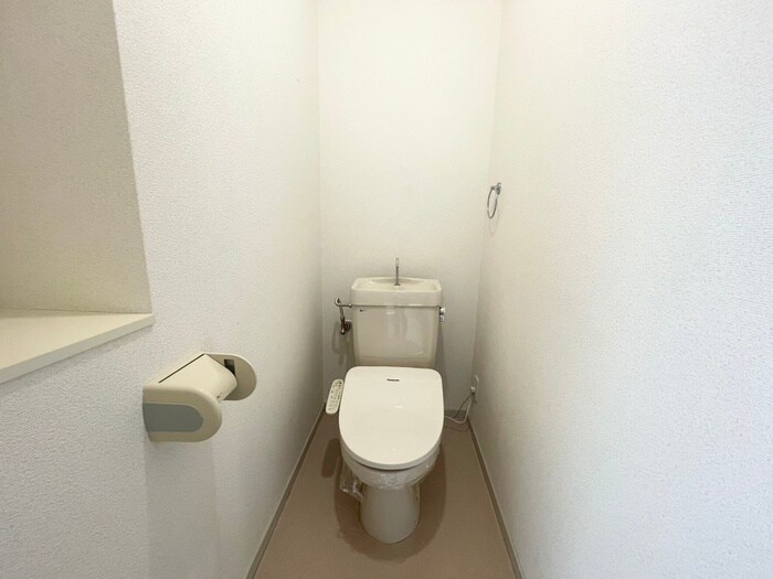 物件内観写真15　(トイレ)