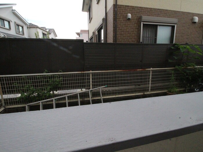 物件内観写真16　(室内からの展望)