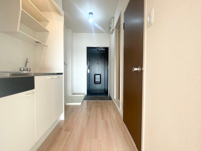 物件内観写真19　(廊下)
