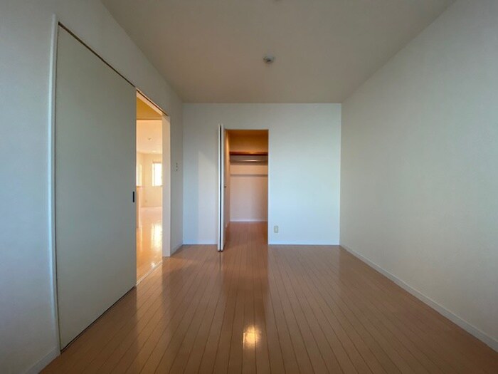 物件内観写真13　(居室)