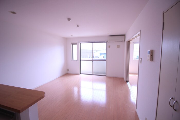 物件内観写真17　(居室)