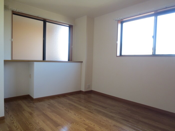 物件内観写真11　(居室)